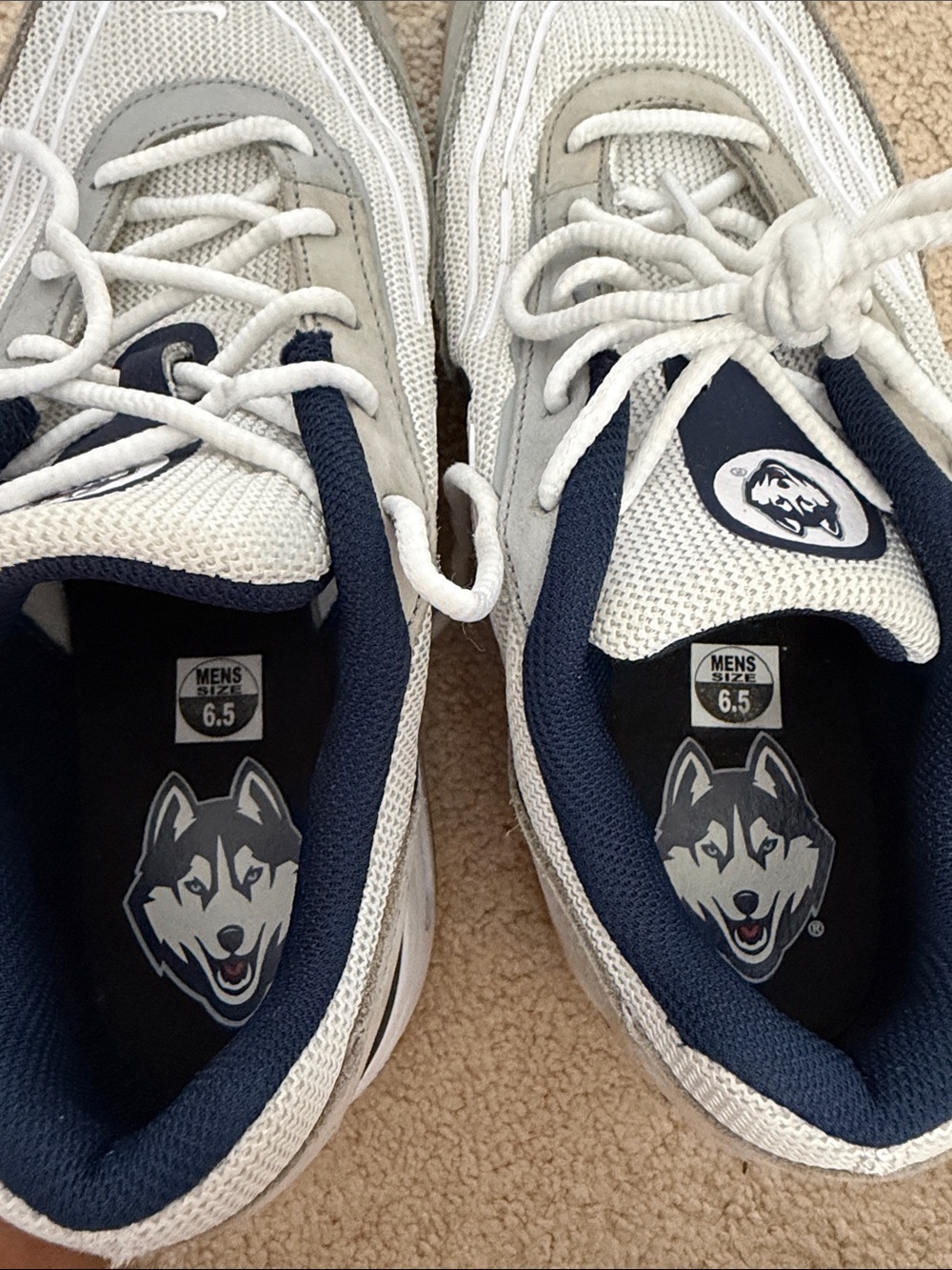 NCAA x Nike Air Max Verse UConn Men’s Sneakers Size 6.5 - Picture 7 of 7
